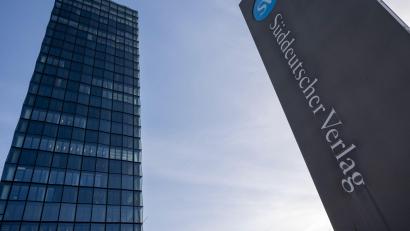 Bild: Peter Kneffel/dpa
SZ-Mann Kornelius wird neuer Regierungssprecher.