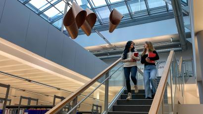 Bild: Sonja Wiesel/OTH Amberg-Weiden
An der OTH Amberg-Weiden hat die Bewerbungsfrist für das Wintersemester 2025/2026 begonnen.
