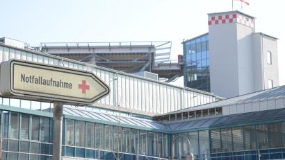 Bild: Hartl
Das Klinikum in Amberg ist inzwischen ein großer Kostenfaktor im Haushalt der Stadt. Es ist erst einmal auch keine Besserung in Sicht.