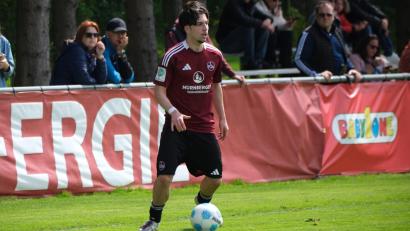 Bild: Stephan Keller
Noah Keller bei einem Spiel der U17 des 1. FC Nürnberg. Derzeit ist der Illschwanger verletzt.