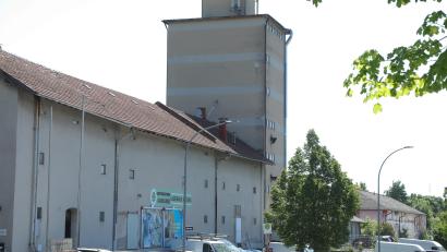 Bild: Wolfgang Steinbacher
Das ehemalige Lagerhaus in der Amberger Schlachthausstraße soll gemeinsam mit dem Schlachthaus-Areal überplant werden.