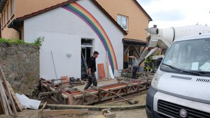 Bild: Fred Lehner
An der Kindertagesstätte "Unterm Regenbogen" wird gebaut.