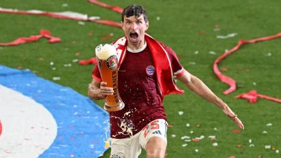 Bild: Sven Hoppe
Feierbist Thomas Müller: Das Spiel gegen Gladbach war sein letztes in der Allianz-Arena.