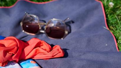 Symbolbild: Annette Riedl/dpa
Das Kind blieb bei seinem Ausflug in das Freibad laut Polizei unverletzt.