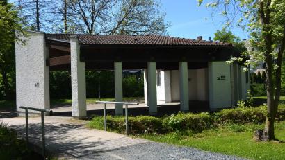 Bild: jr
Alois Hümmer forderte die Öffnung der Toilettenanlage im Stadtpark „Wiendlwiese“.