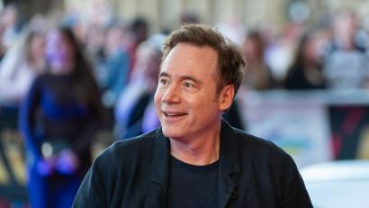 Bild: Silas Stein/dpa
Der Film „Der Schuh des Manitu“ von Michael „Bully“ Herbig wurde zum Kinohit. (Archivbild)