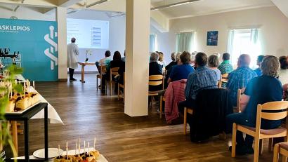 Bild: Felix Haas
Enormes Interesse fand die Auftaktveranstaltung der Reihe "Gesundheit im Gespräch – Wissen, Fragen, Vertrauen“ in der Asklepios-Klinik Lindenlohe.