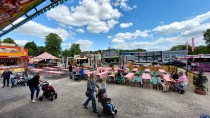 Bild: mfh
Biergarten statt Bierzelt. Kommt es in den nächsten Jahren zu einem Umbau des Dultkonzepts?