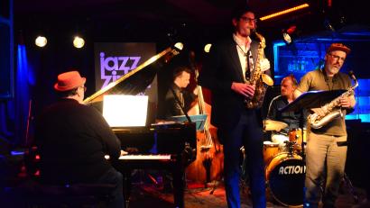 Bild: Kunz
Jilman Zilman feat. Simon Nabatov glänzen mit Freebop-Jazz im "Bistrot Paris" in Weiden.