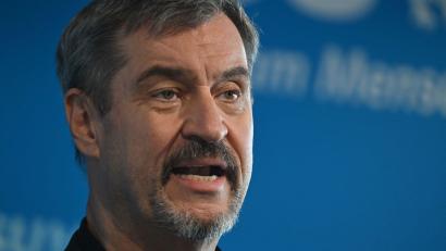 Archivbild: Peter Kneffel/dpa
CSU-Chef Markus Söder will auch mit dem ersten bayerischen Grünen-Oberbürgermeister, Martin Heilig (Würzburg), eng zusammenarbeiten.