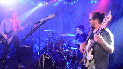 Bild: Kunz
"Noisepollution Rockrevue" auf der "Live Stage" im Parapluie.