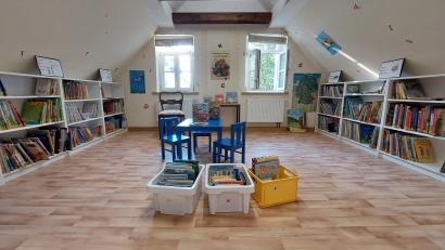 Archivbild: Elke Reif
Das Angebot der Bücherei Hirschbach (Bild) ist durch den neuen Verbund auch um den Lesestoff der Büchereien Königstein und Neukirchen erweitert. Umgekehrt gilt das natürlich genauso.
