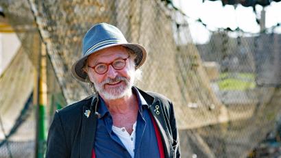 Bild: Wolfgang Weßling/exb
Der Krimi- und Drehbuchautor Klaus-Peter Wolf liest "Beim Taubnschuster" in Eschenbach.