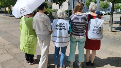 Bild: ald
Seit Februar ist die Initiative "Omas gegen Rechts" auch in Weiden aktiv.