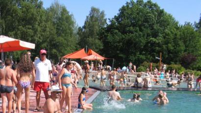 Archivbild: bkr
Ab Donnerstag, 29. Mai, ist das Naturerlebnisbad in Immenreuth wieder geöffnet.