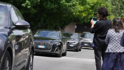 Bild: Andrew Medichini/AP/dpa
Die Unterhändler trafen sich in Rom.