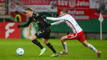 Bild: Armin Weigel/dpa
Nico Ochojski (r) verlässt den Verein.