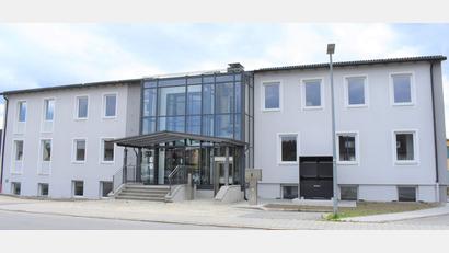 Bild: rgr
Beim Tag der offenen Schule" des St. Michaels-Werkes, am 22. Mai, kann auch das neue Schulgebäude besichtigt werden.