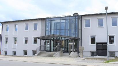 Bild: rgr
Am "Tag der offenen Schule" des St. Michaels-Werkes, 22. Mai konnte auch das neue Schulgebäude besichtigt werden.