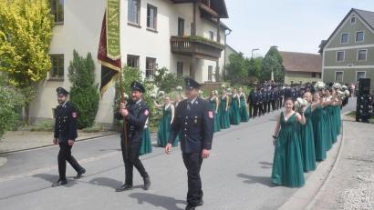 Bild: fz
Der Festzug war das große Finale der Feierlichkeiten der Feuerwehr Hannersgrün.
