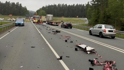 Bild: PI Neustadt a.d.Waldnaab/Franz/exb
Auf der Bundesstraße 470 ereignete sich am Dienstagmorgen ein Unfall.