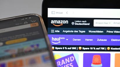 Bild: Elisa Schu/dpa
Amazon lockt Kunden mit Extra-Rabatten.