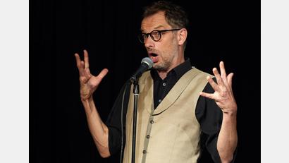 Bild: Ernesto Gelles/exb
Severin Groebner kommt mit seinem Programm „ÜberHaltung“ am Samstag, 25. Oktober, um 20 Uhr in den Kubus nach Ursensollen.