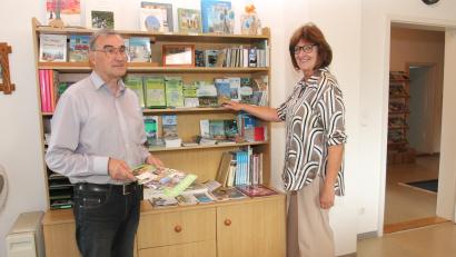 Bild: pi
Margit Meßner und Norbert Griesbacher sind häufig in der Geschäftsstelle des Hauptvereins am Rotkreuzplatz in Weiden anzutreffen.