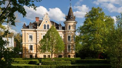Bild: Clemens Mayer
Die Kebbel Villa in Schwandorf wird ab Juli 2025 für einen barrierefreien Umbau geschlossen.