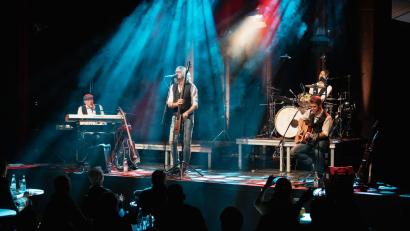 Bild: Huebnotix/exb
Huebnotix spielen Klassiker der Rock-Geschichte unplugged.