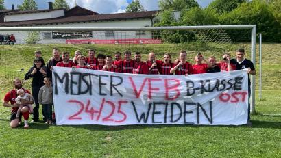 Bild: VfB Weiden
Die Mannschaft des VfB Weiden tritt in dieser Konstellation künftig nicht mehr an. Zahlreiche Spieler wechseln nach Neunkirchen.
