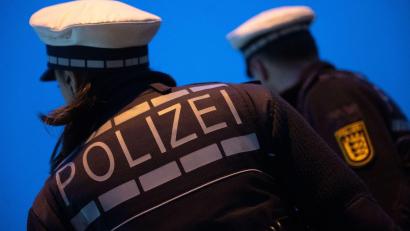 Symbolbild: Marijan Murat/dpa/Symbolbild
Ein Jugendlicher beleidigte eine Frau in Hahnbach.