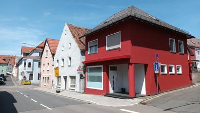Bild: Bernhard Piegsa
Eine Lösung für das Problem der Leerstände in der Pressather Innenstadt (hier die nördliche Bahnhofstraße) mahnte der Freie Wählerblock in der Haushaltssitzung des Stadtrats an.