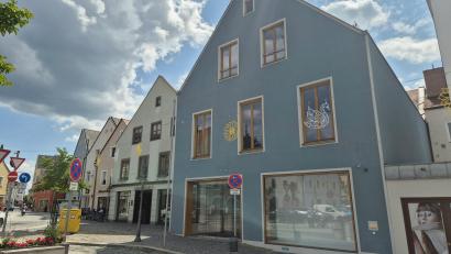 Bild: Hömamer
Seit Februar 2025 steht das Gebäude Marktplatz 29 leer. Ein Nachmieter für das ehemalige "H&M"-Modehaus ist noch nicht gefunden.