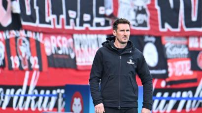 Bild: Swen Pförtner/dpa
Miroslav Klose bekommt ein weiteres Talent für seinen Kader.
