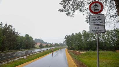 Bild: Wolfgang Steinbacher
Der neue Radweg an der B 299 bei Atzmannsricht ist seit Donnerstag offiziell freigegeben.