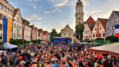 Archivbild: wd
Am letzten Juniwochenende verwandelt sich die Weidener Altstadt beim Bürgerfest wieder in eine Festmeile.