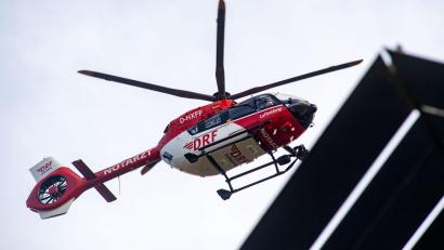 Symbolbild: Stefan Sauer/dpa
Rettungshubschrauber starten in der Oberpfalz von den Standorten in Weiden und Regensburg.