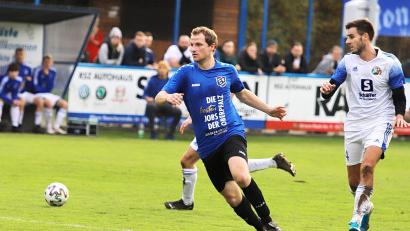Archivbild: war
Am Donnerstagabend gastiert der SV Raigering in Etzenricht. Das Foto entstand beim letzten Duell auf Bezirksliga-Ebene 2022 und endete mit einem 3:0-Heimsieg der Wendl-Truppe.