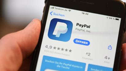 Symbolbild: Felix Kästle/dpa
Wegen eines gefälschten Link zur Bezahlseite Paypal verliert eine Sulzbach-Rosenbergerin mehr als 600 Euro.