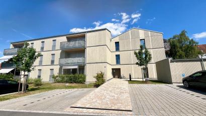 Bild: Gabi Schönberger
Gebaut wie ein "Dorf in der Stadt" sind die neuen Wohnungen des Landkreissiedlungswerks Neustadt/WN in Grafenwöhr.