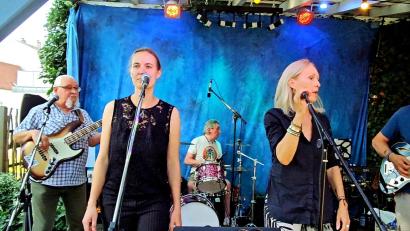 Bild: uz
Oldies but Goldies: "Shilly Shally" auf der Biergraten-Live Stage.