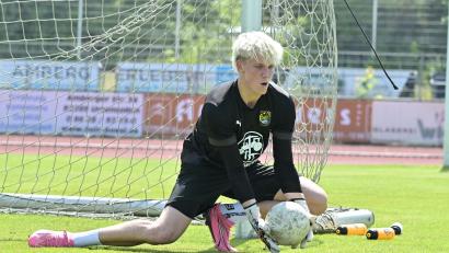 Bild: Hubert Ziegler
Torwart Tim Haller wechselt vom FC Amberg zum SV Köfering.