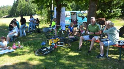 Bild: jr
Eine kleine Pause bei der Hitze im Schatten tut gut.
