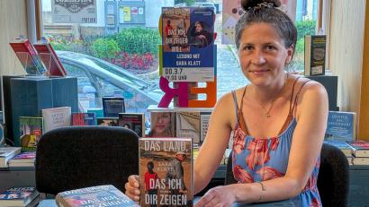 Bild: Stephan Huber
Lesung mit Sara Klatt "Das Land, das ich dir zeigen will" , in der Buchhandlung Volkert in Sulzbach-Rosenberg.