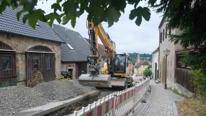 Bild: Fred Lehner
Die Plößberger Straße ist derzeit eine Großbaustelle.