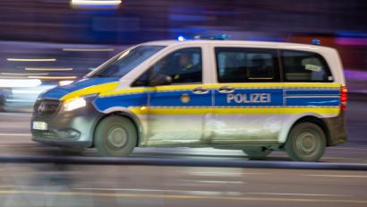 Bild: Monika Skolimowska/dpa
Die Polizei war im Großeinsatz. (Symbolbild)