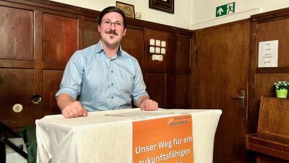 Bild: Gabi Schönberger
Der Bürgermeisterkandidat der Freien Wähler Neustadt/WN: Bernhard Thöresz.