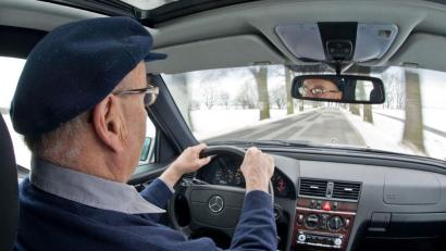 Symbolbild:  Patrick Pleul/dpa
Die Polizei ermittelt in München wegen fahrlässiger Körperverletzung.