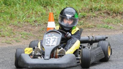 Bild: gf
Bruno Reuster hat eine durchaus nenneswerte Kart-Saison 2024 hinter sich und kann durchaus beim 40. oder 41. Kart-Slalom mit guten Ergebissen rechnen